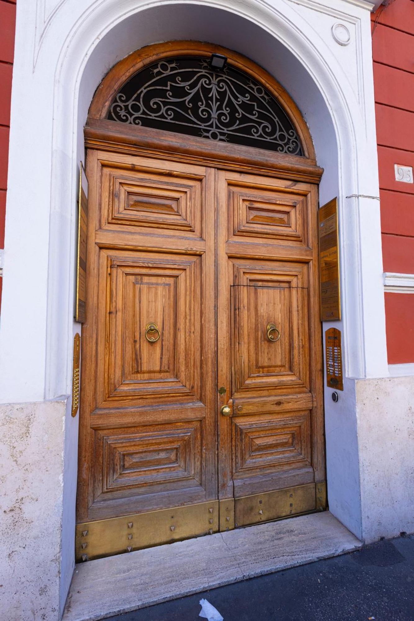 Апартаменты La Casa Di Vittorio Boutique Ottaviano San Pietro Рим Экстерьер фото