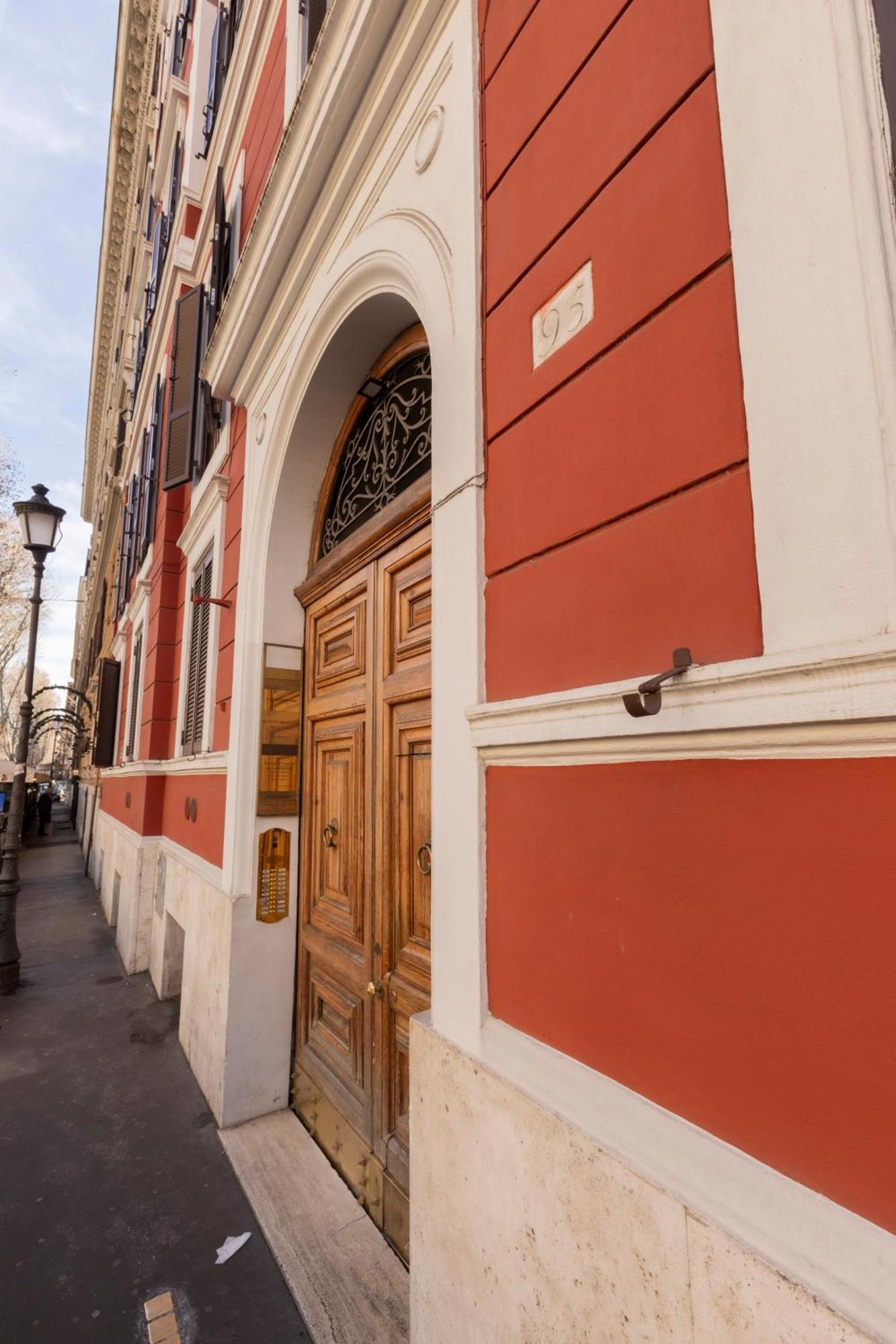 Апартаменты La Casa Di Vittorio Boutique Ottaviano San Pietro Рим Экстерьер фото